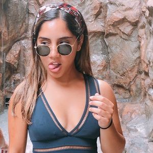 Meet your Posher, Shab